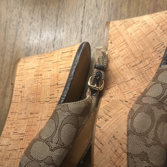 Coach heels - Picture 4 of 7